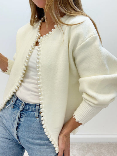 Gunhild™ | Cardigan med perlekant og frynset fald