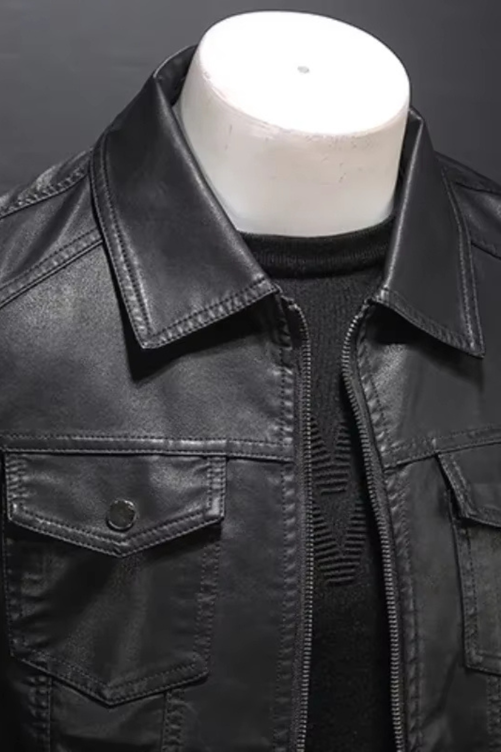 Lars™ | Tidløs lærjakke i minimalistisk design