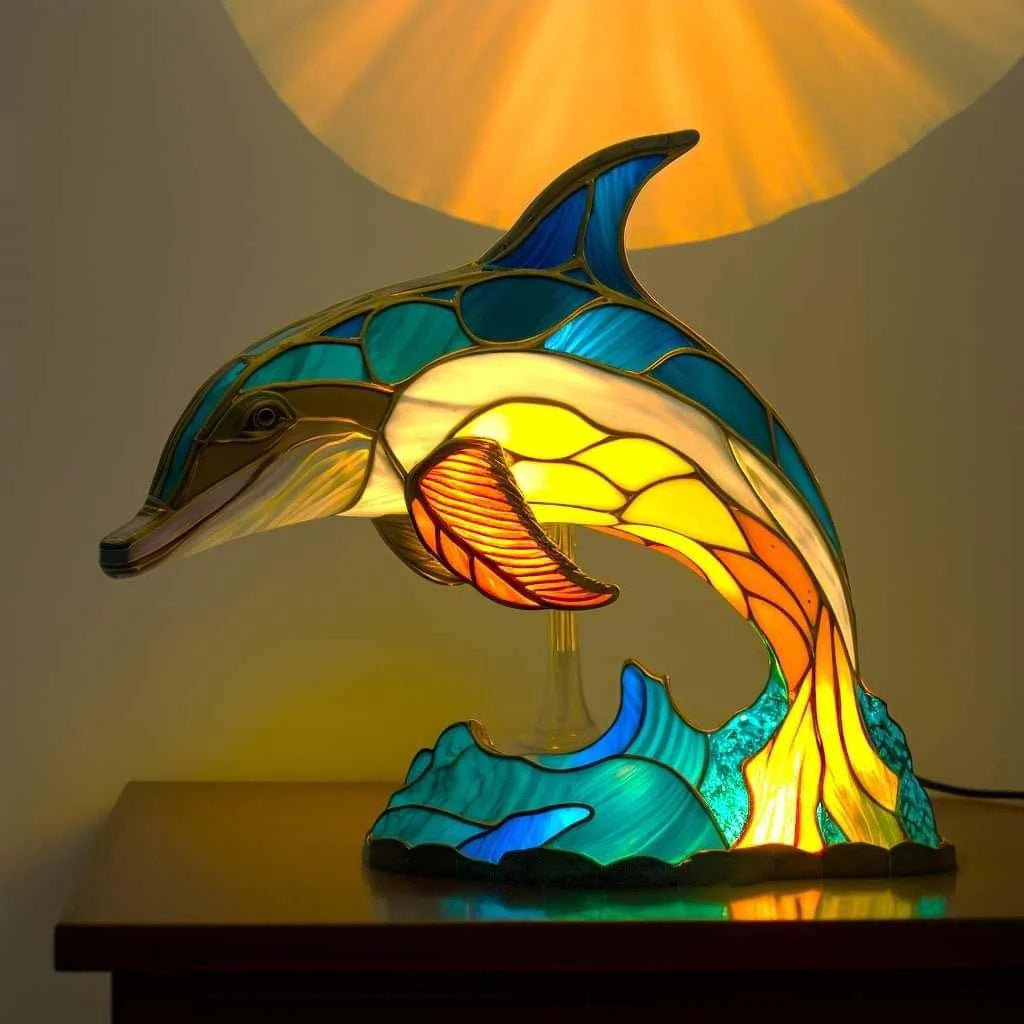 Marin – Magisk delfinlampe i farget glass