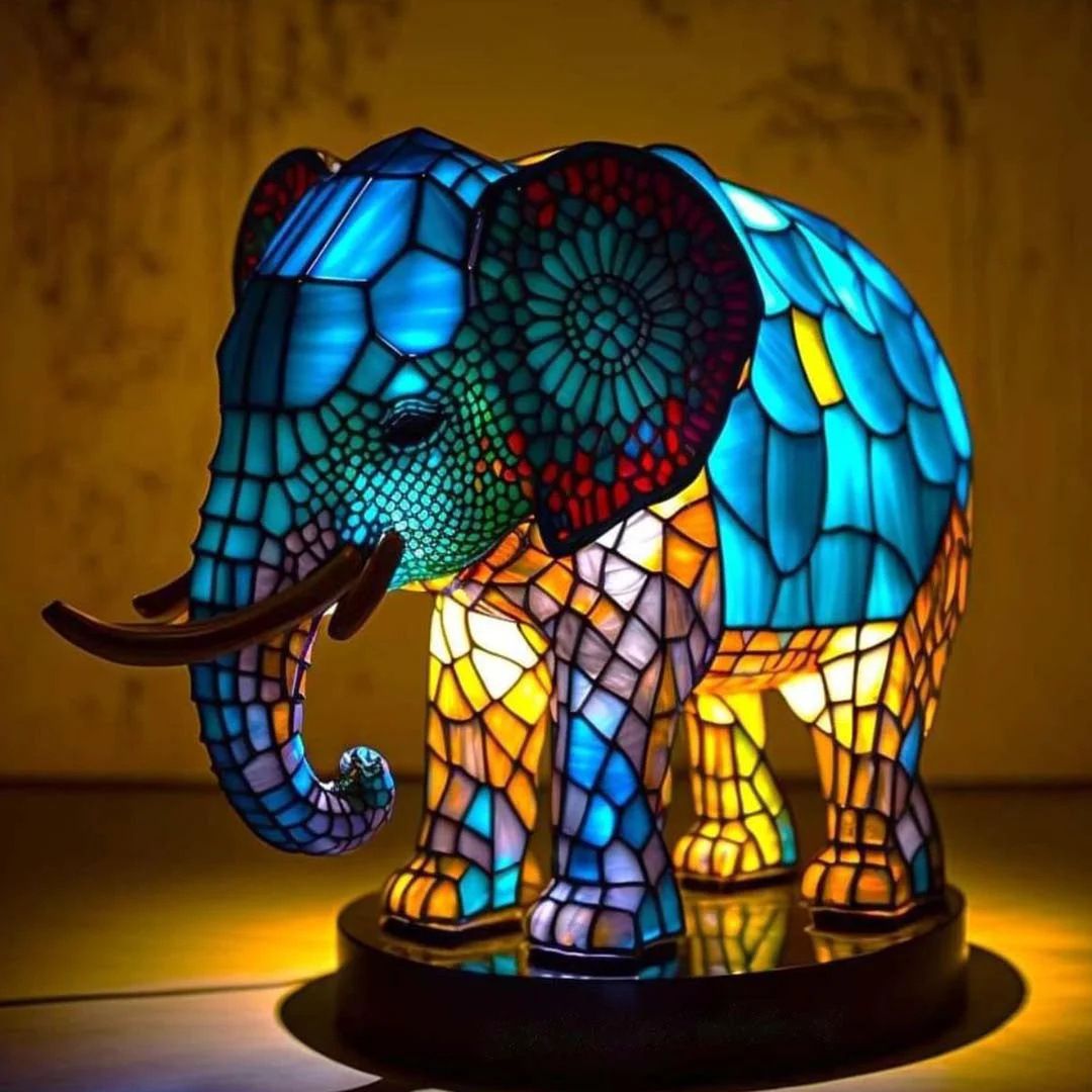 Nounours – Magisk elefantlampe i farget glass